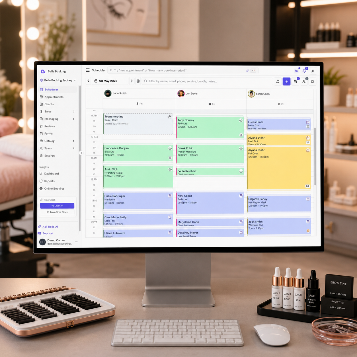 Lash & Brow Studio booking software